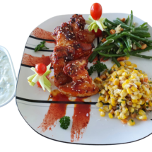 Spicy Glazed Chicken Wings, Sweetcorn with Parmesan, Green beans with peanut, Greek yorghut dipping sauce